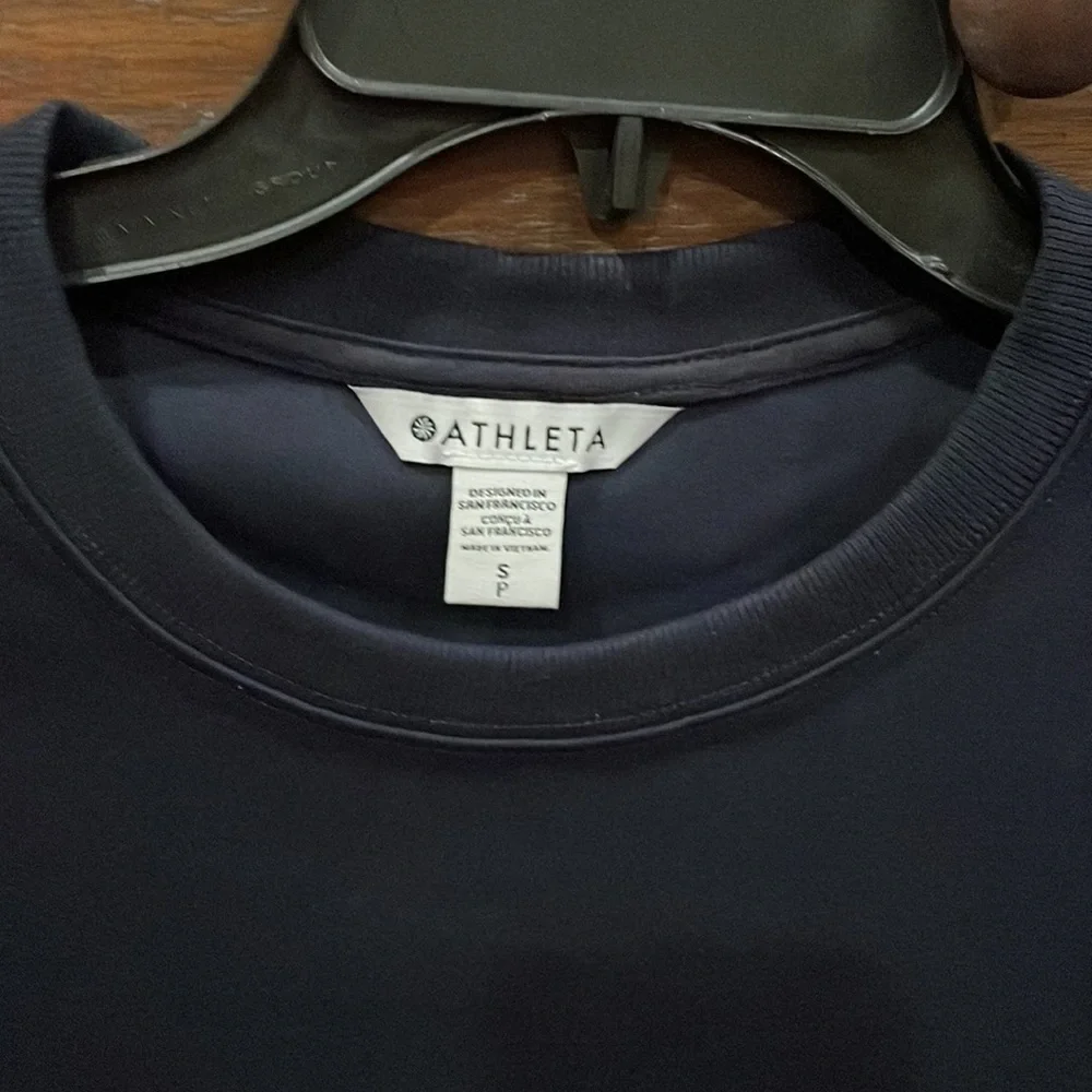 Athleta Gallery Top 2.0 - Picture 5 of 9